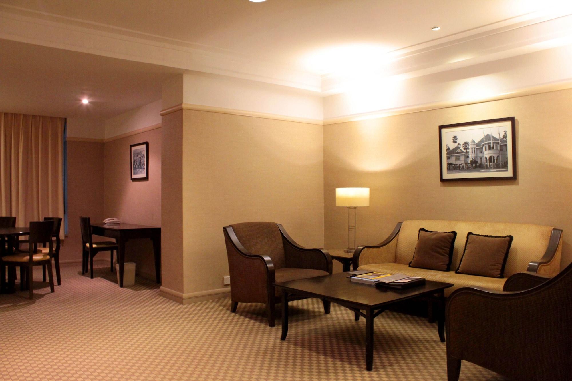 Pacific Regency Hotel Suites Kuala Lumpur Eksteriør billede A suite at the hotel