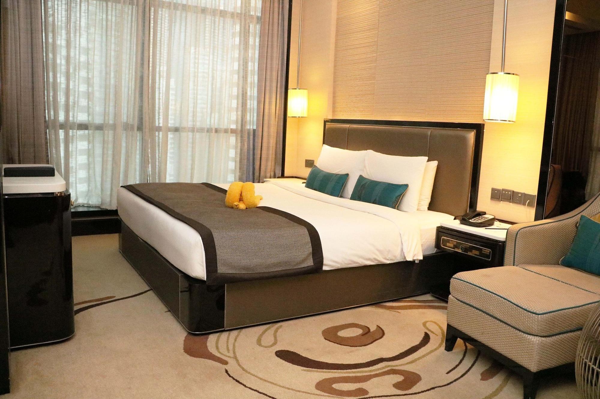 Pacific Regency Hotel Suites Kuala Lumpur Eksteriør billede A bedroom at the hotel