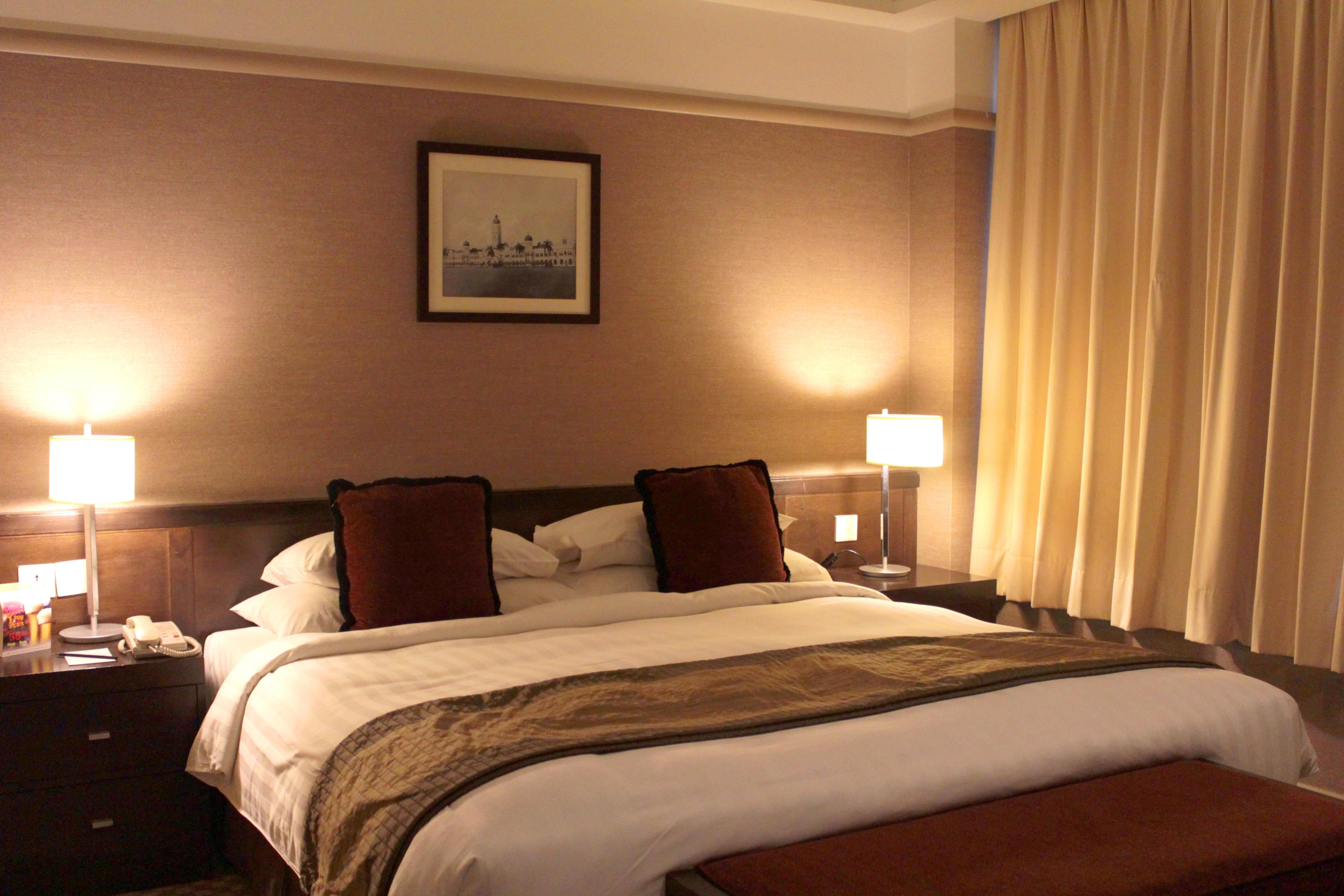Pacific Regency Hotel Suites Kuala Lumpur Eksteriør billede A bedroom at the hotel