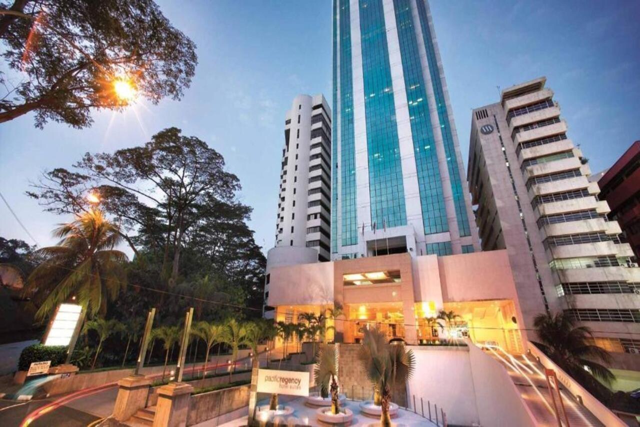 Pacific Regency Hotel Suites Kuala Lumpur Eksteriør billede The Royal