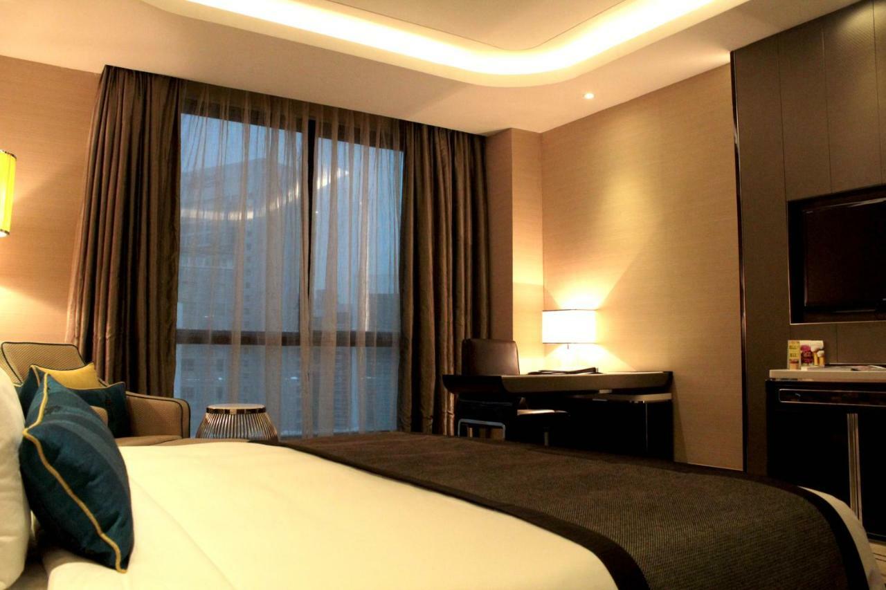 Pacific Regency Hotel Suites Kuala Lumpur Eksteriør billede A room at the hotel